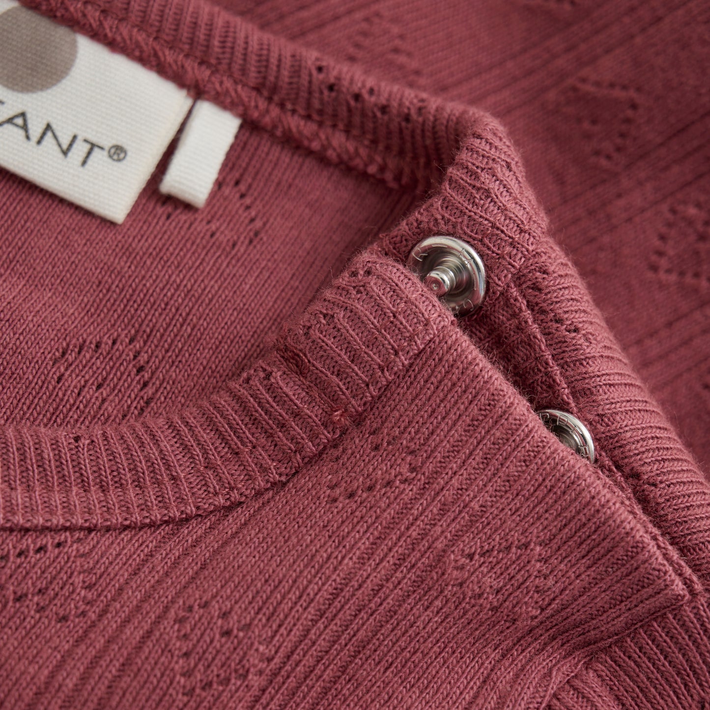En Fant Body mit Pointelle Muster