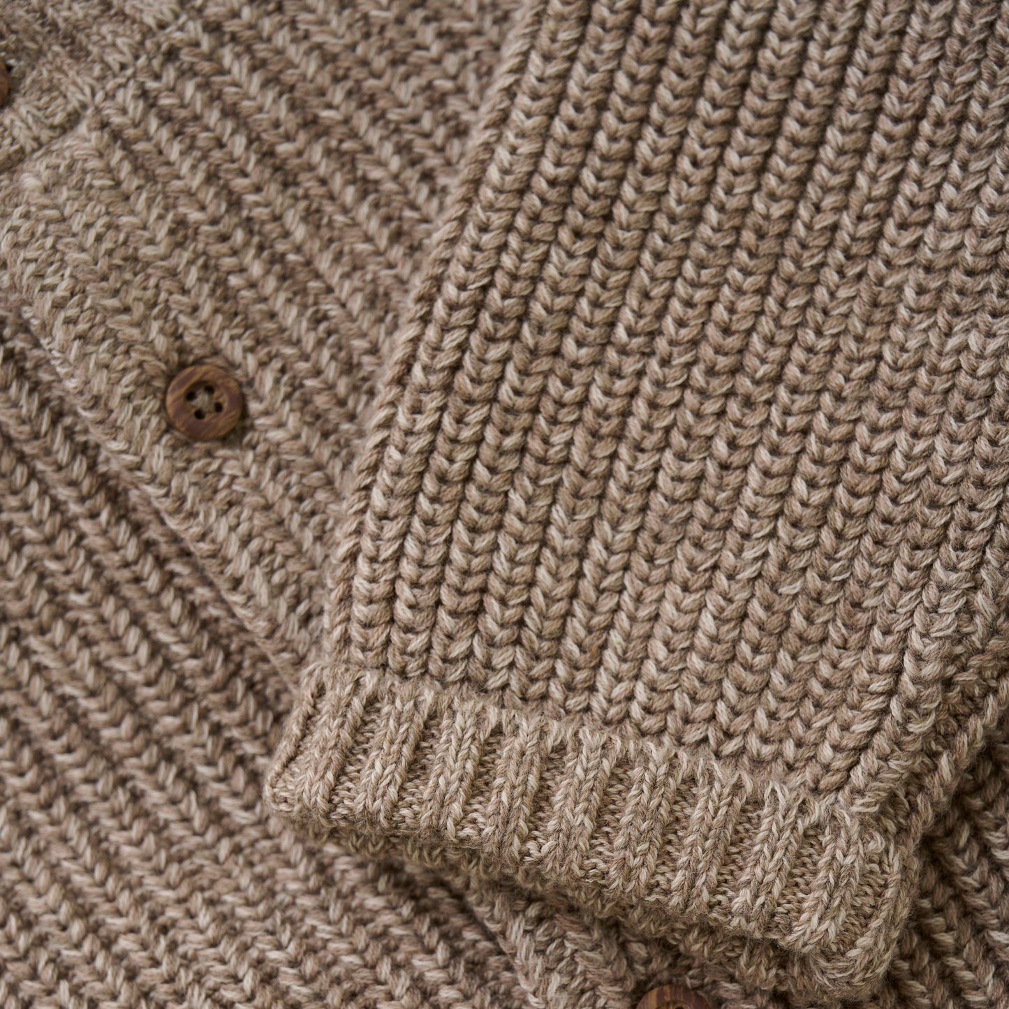 En Fant Strickjacke