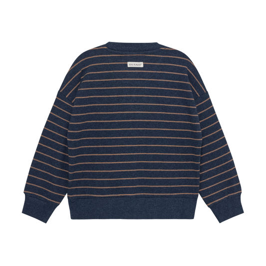 En Fant gestreiftes Sweatshirt