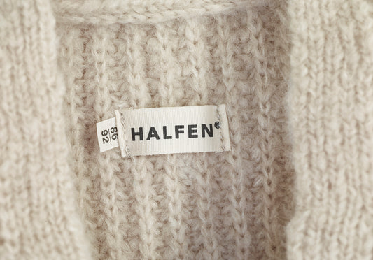 Halfen Grobstrick-Weste mit Bändchen