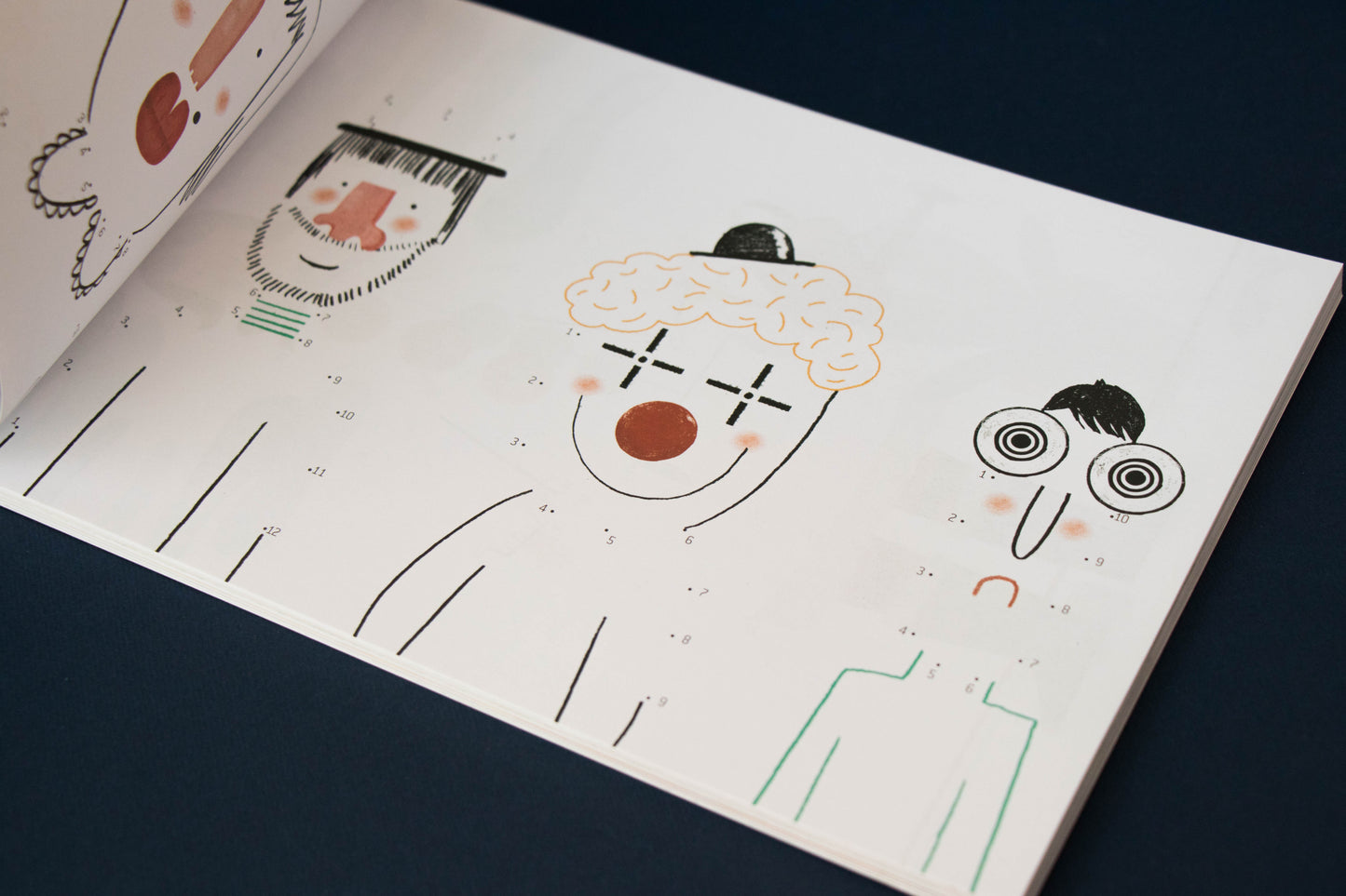 Londji Activity Buch "Art & dots"