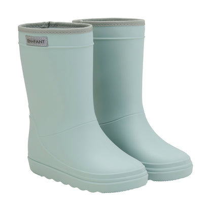 En Fant Gummistiefel
