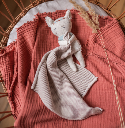 Ava & Yves Kuscheltuch "Lamm"