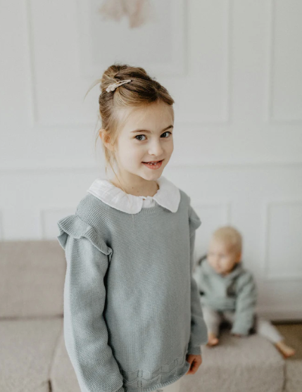 Leevje Pullover mit Rüschendetails