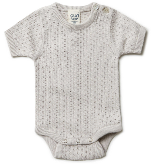 Puri Organic Kurzarmbody mit Ajourmuster