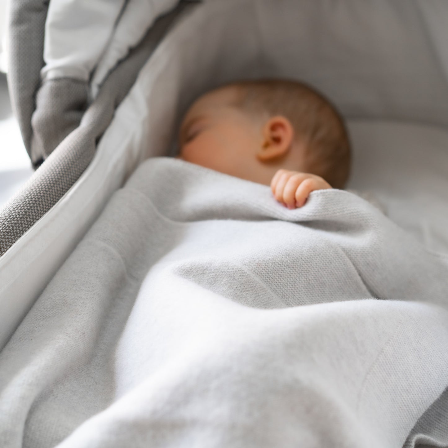 Halfen Babydecke aus Strickgarn
