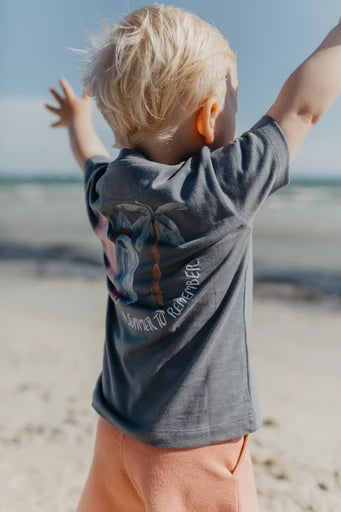Leevje T-shirt „Surfboards“