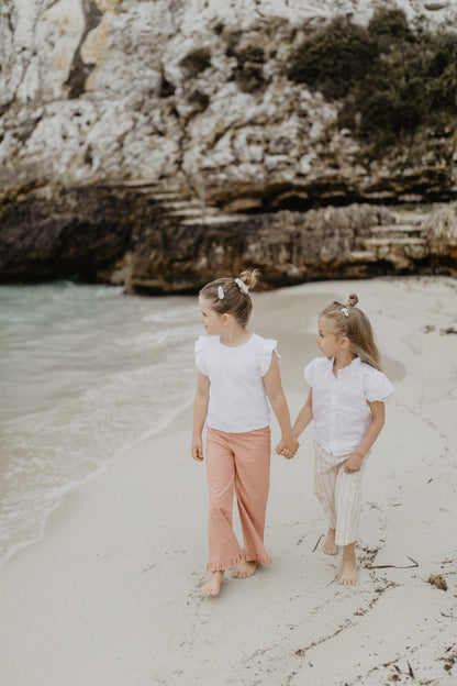 Leevje Hose mit ausgestelltem Bein in "Linen Optic"