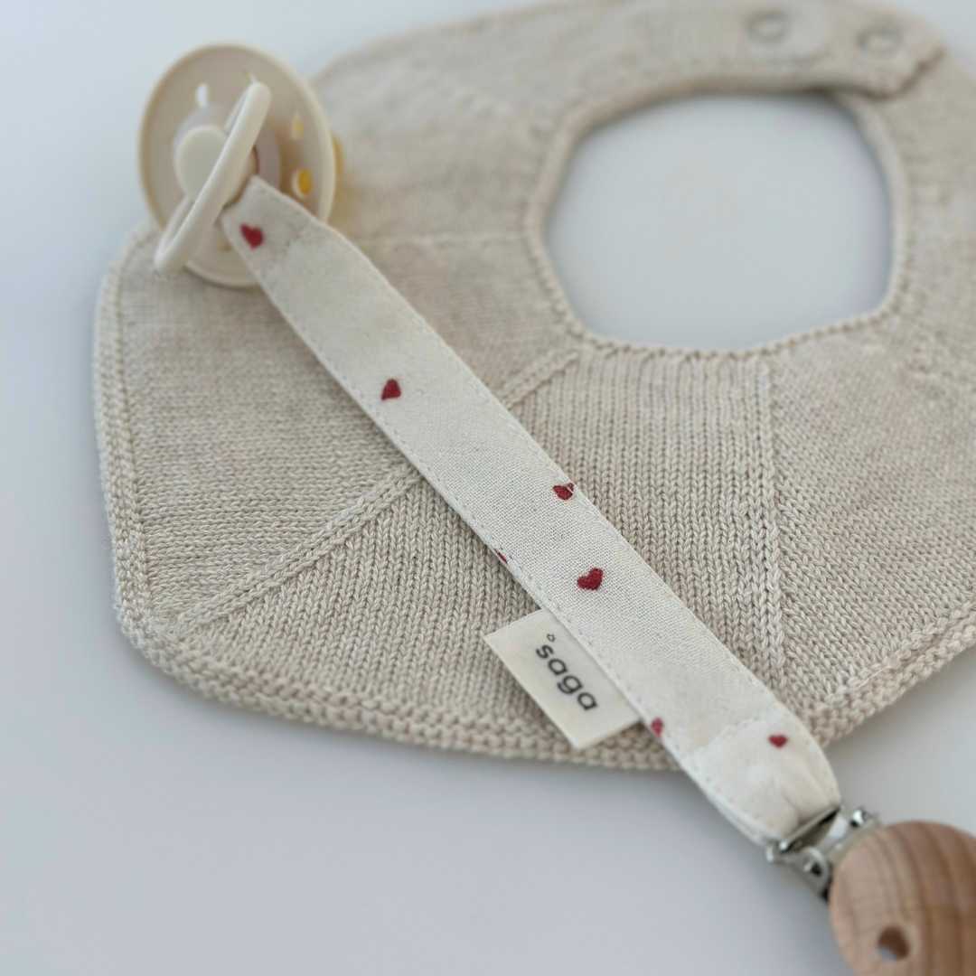 Saga Copenhagen Schnullerkette "Heart"
