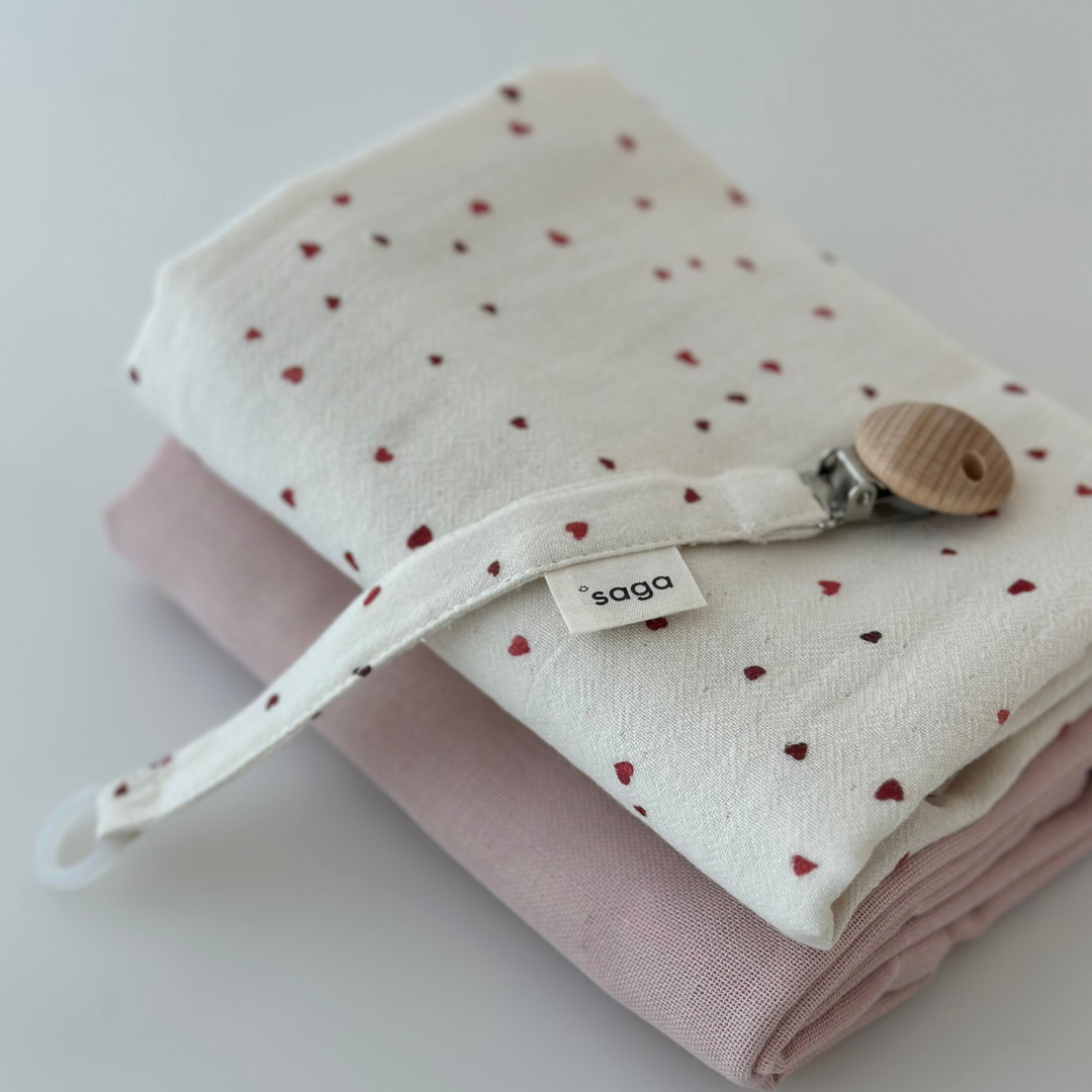 Saga Copenhagen Schnullerkette "Heart"