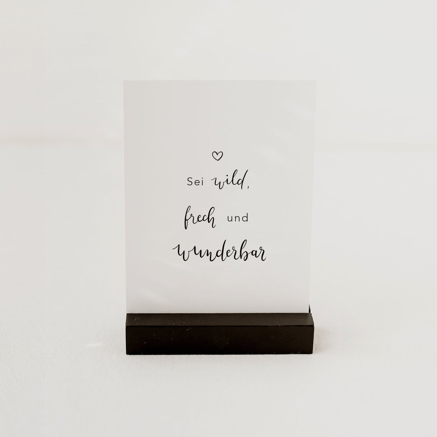 Eulenschnitt Postkarte "Wild und Frech"
