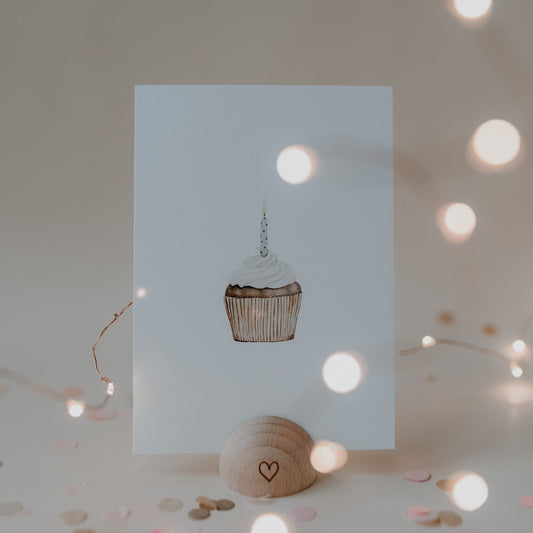 Eulenschnitt Postkarte "Cupcake"