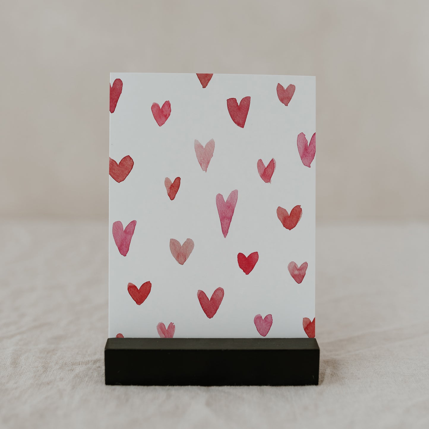 Eulenschnitt Postkarte "Hearts"