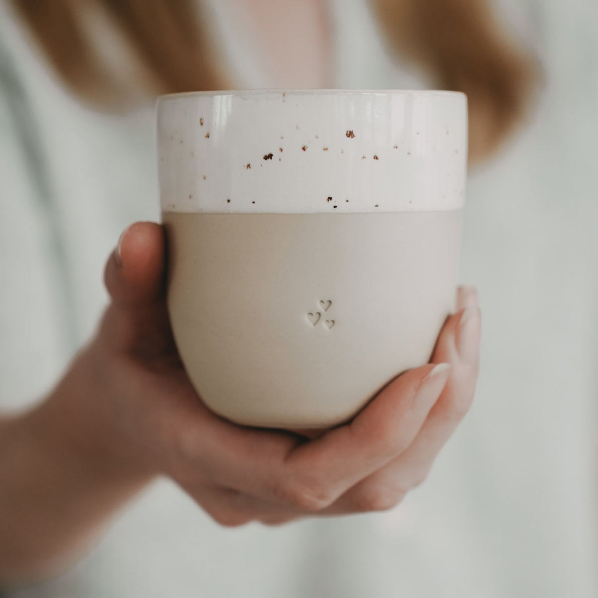 Eulenschnitt Kleiner Becher "Kleine Herzen"