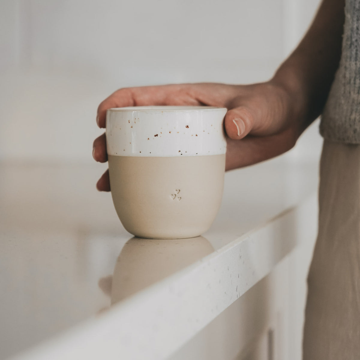 Eulenschnitt Kleiner Becher "Kleine Herzen"
