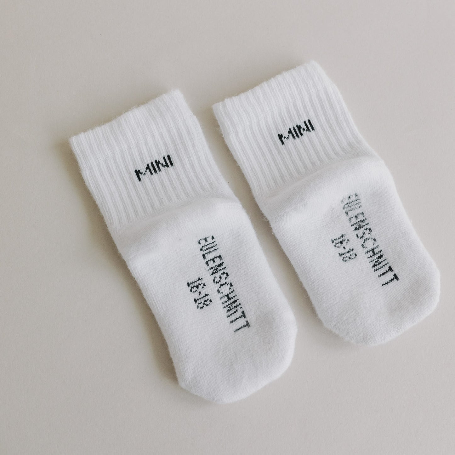 Eulenschnitt Baby Socken "Mini"