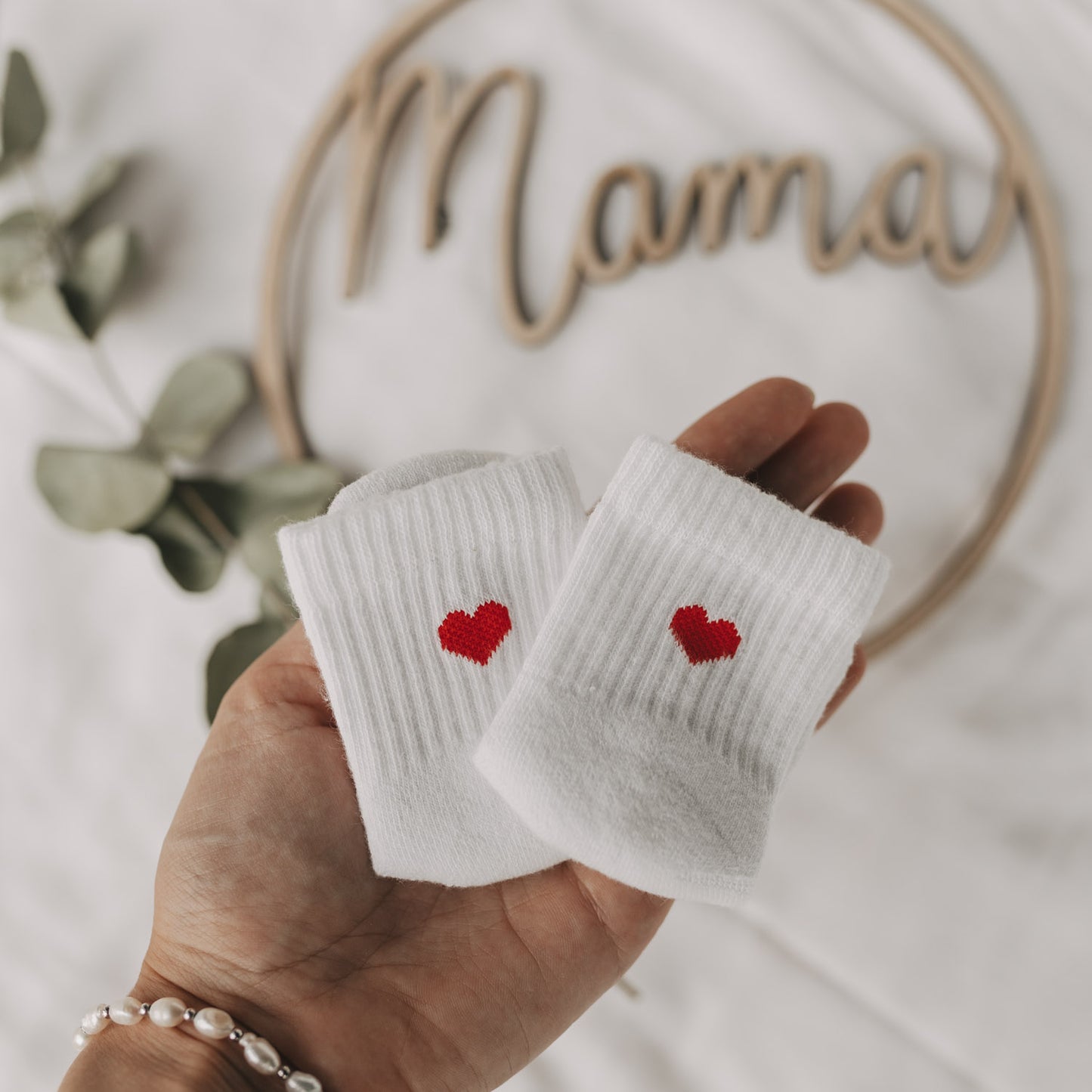 Eulenschnitt Baby Socken "Herz rot"