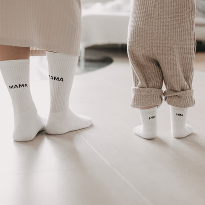 Eulenschnitt Socken "Mama"