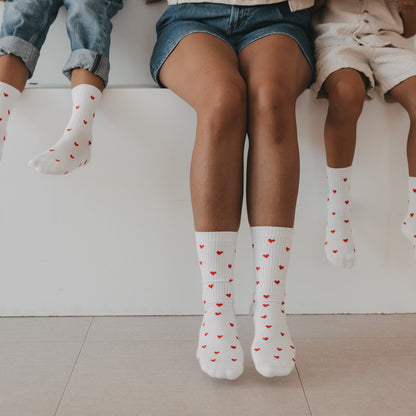 Eulenschnitt Socken Allover Herzen rot