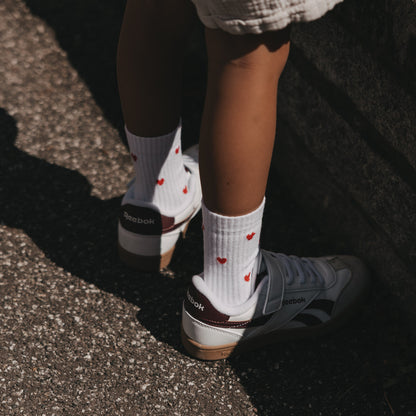 Eulenschnitt Socken Allover Herzen rot